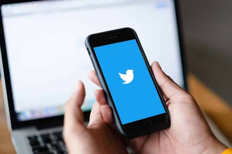 Hackeo masivo a las cuentas de Twitter de grandes personajes públicos