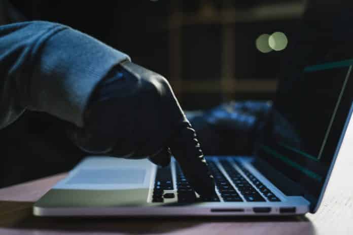Al menos siete compañías fabricantes de las vacunas contra el COVID-19 fueron víctimas de ciberdelincuencia