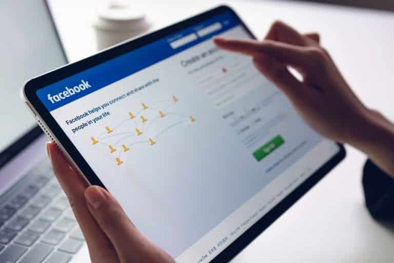 Facebook, WhatsApp e Instagram sufren una caída en todo el mundo