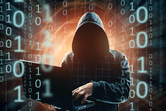 Aparece un malware que es capaz de ver lo que estás haciendo con el móvil